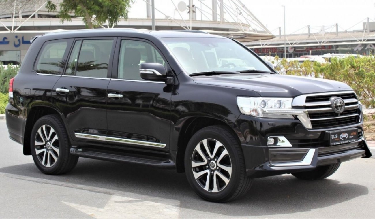 Toyota Land Cruiser VXR 5.7 LOW MILEAGE AGENCY WARRANTY AND SERVICE CONTRACT